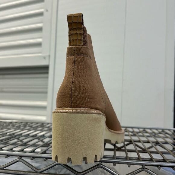 Dolce Vita Huey Mushroom Brown Boots Waterproof size 8.5 - Picture 2 of 5